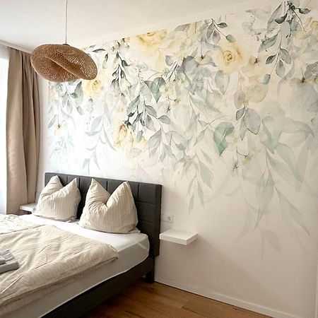 Traumhafte Wohnung Fuer 3, Grosszuegig, Walk In Dusche Vienna Luaran gambar